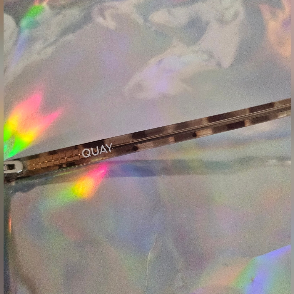 Quay Australia Tortoise Shell Women's Glasses - Picture 5 of 8